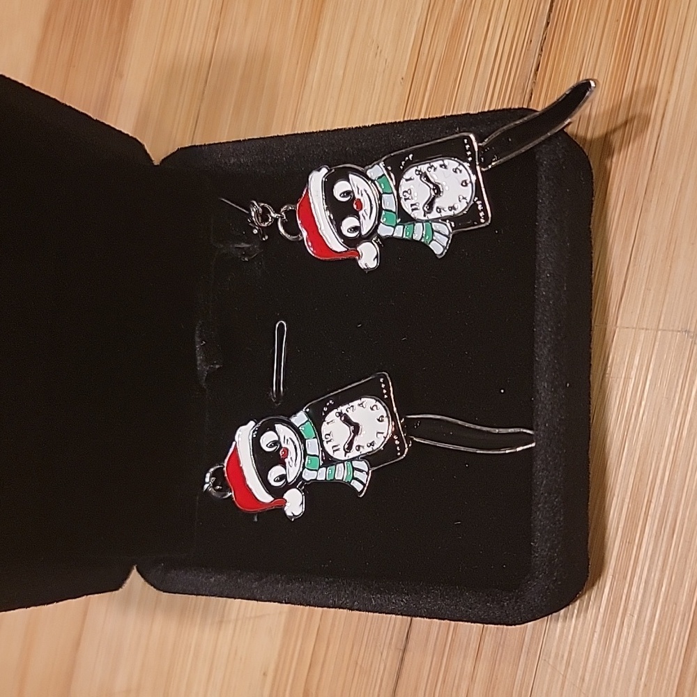 Kit-Cat Klock clock Festive Holiday Christmas Earrings